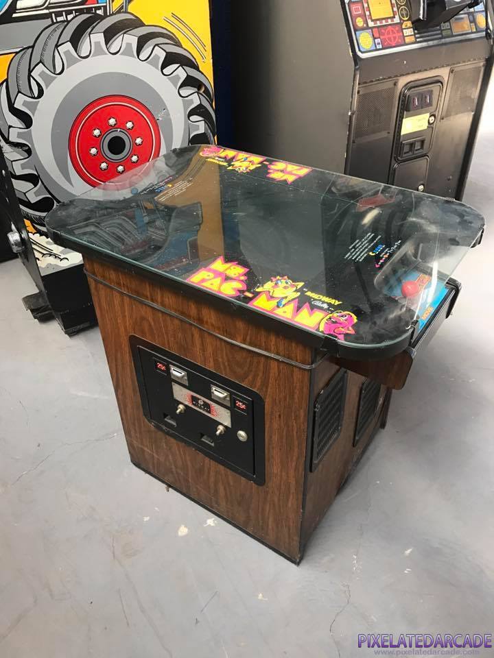 Ms. Pac-Man Photo: Ms. Pac-Man arcade cocktail table
