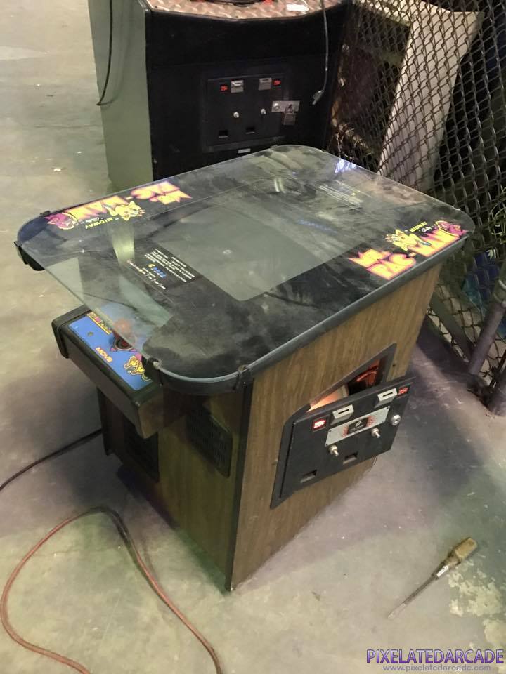 Ms. Pac-Man Photo: Ms. Pac-Man arcade cocktail table