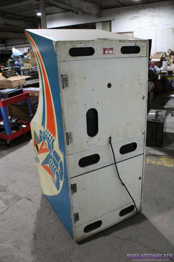 Destruction Derby Photo: Demolition Derby arcade cabinet - Back
