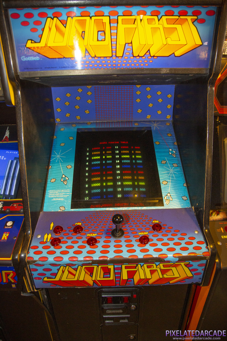 Juno First Photo: Juno First arcade cabinet - Front
