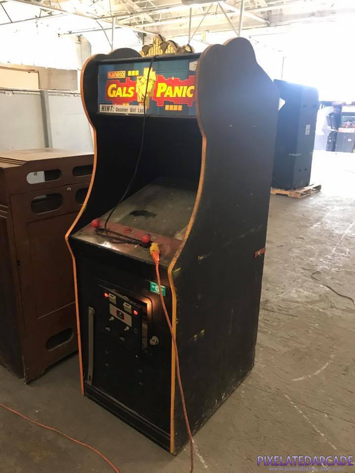 Gals Panic Photo: Gals Panic in Burgertime cabinet