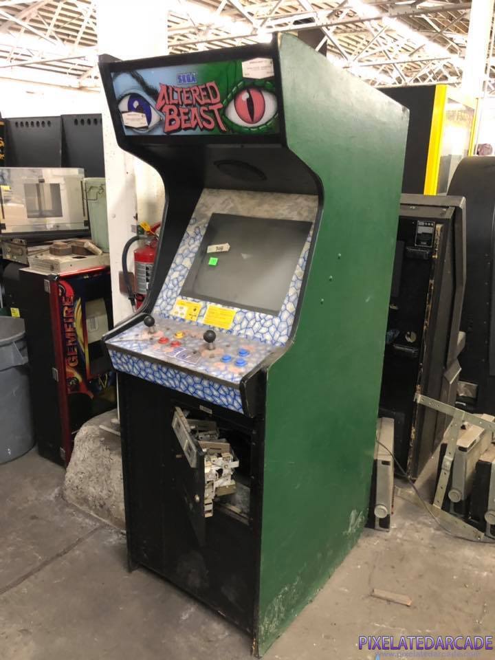 Altered Beast Photo: Altered Beast in Stern cabinet