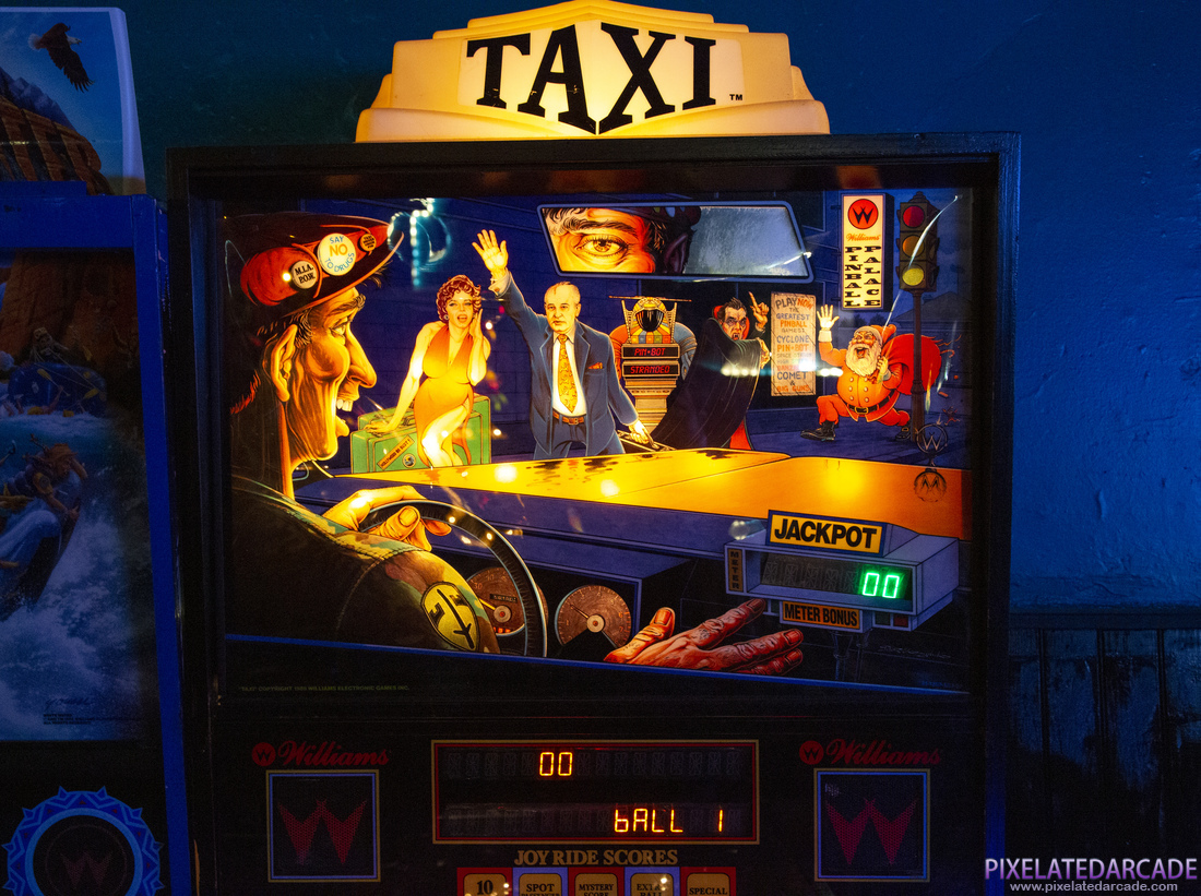 Taxi Photo: Taxi pinball cabinet - Backbox