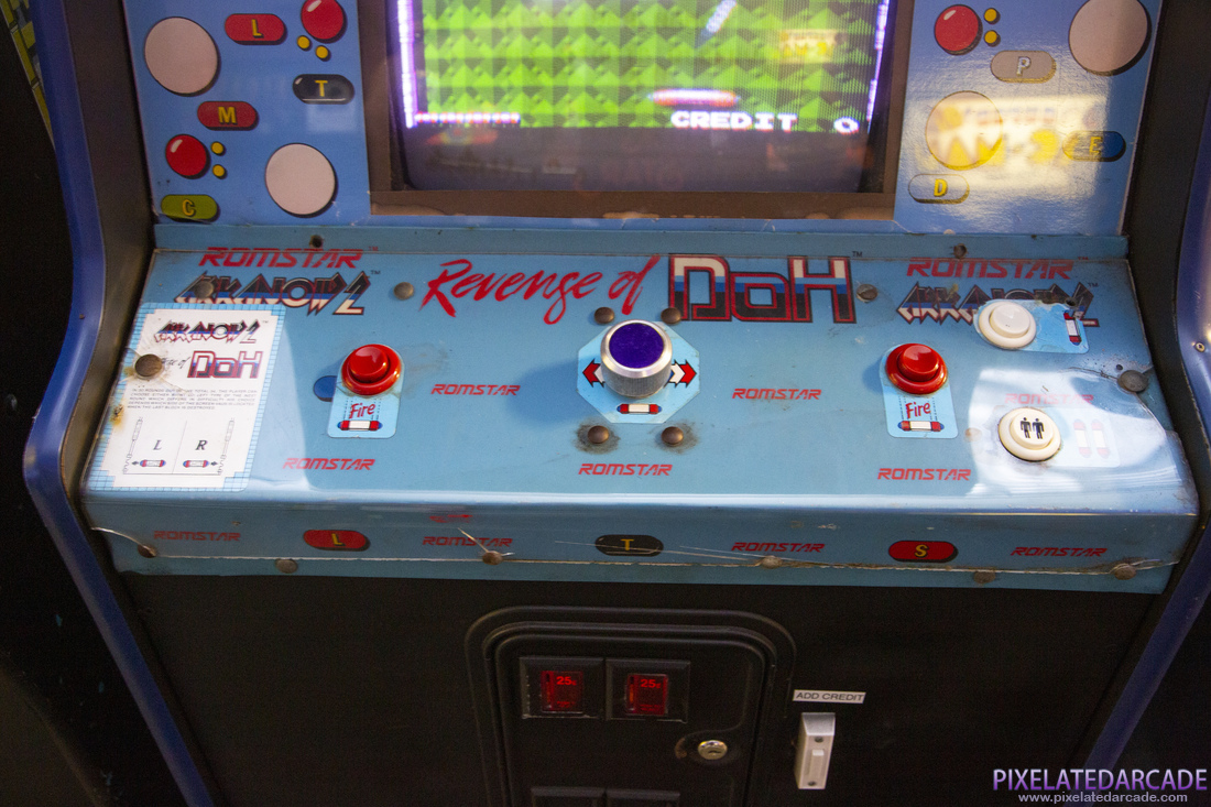 Arkanoid 2: Revenge of DOH Photo: Arkanoid 2: Revenge of DOH arcade cabinet - Control panel