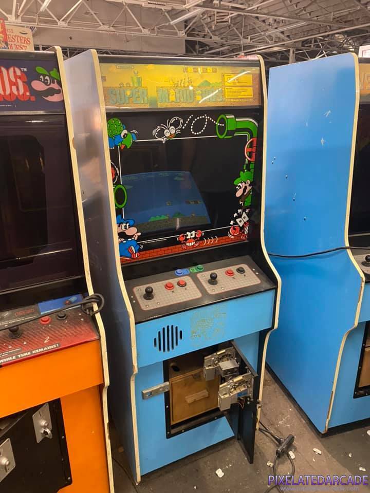 VS. Super Mario Bros. Photo: Super Mario Bros. in Mario Bros. cabinet.