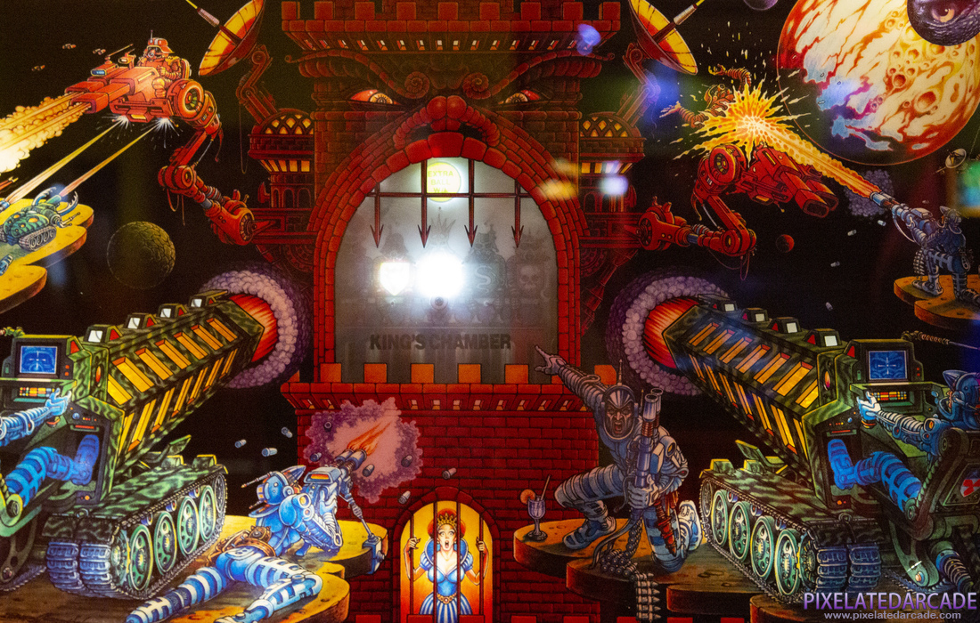 Big Guns Photo: Big Guns pinball cabinet - Backglass detail