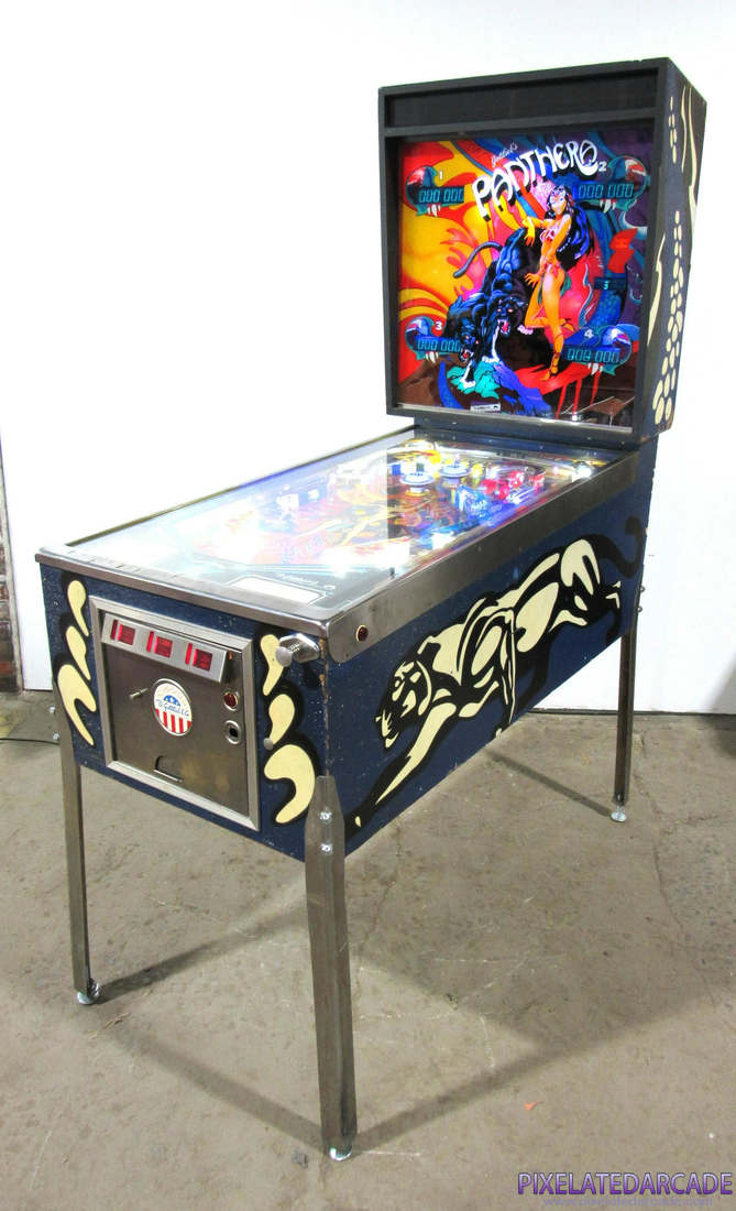 Panthera Photo: Panthera pinball cabinet - Right side