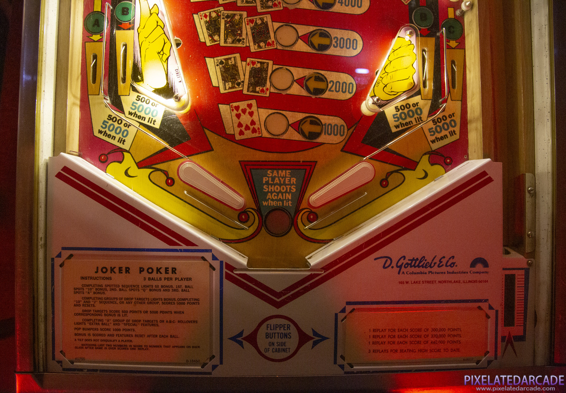 Joker Poker Photo: Joker Poker pinball cabinet - Lower playfield