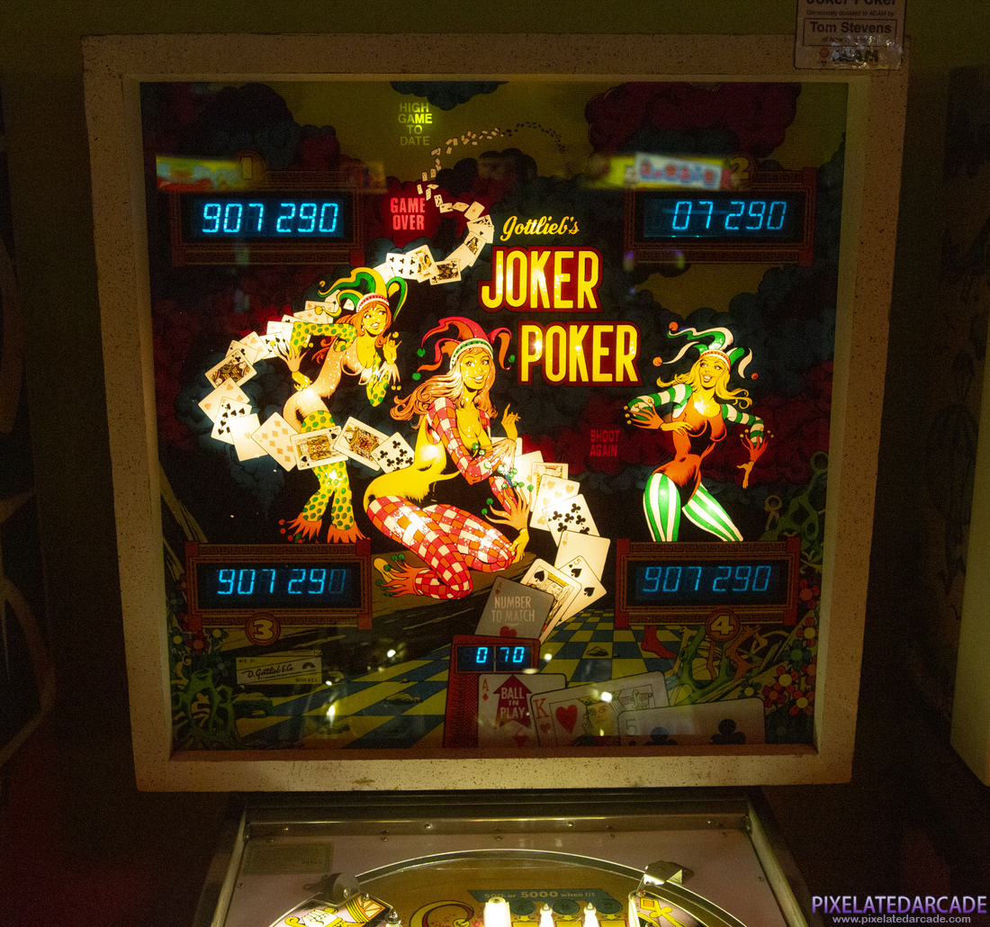 Joker Poker Photo: Joker Poker pinball cabinet - Backglass (Illuminated)