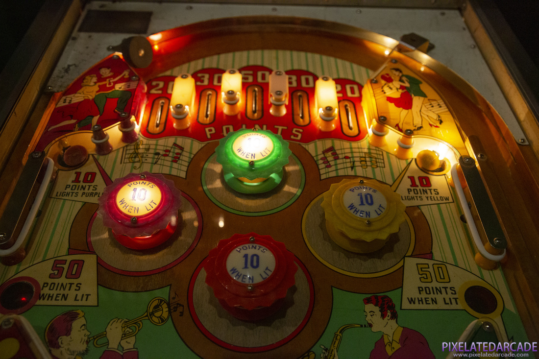 Swing-Along Photo: Swing-Along pinball cabinet - Upper playfield (Illuminated)
