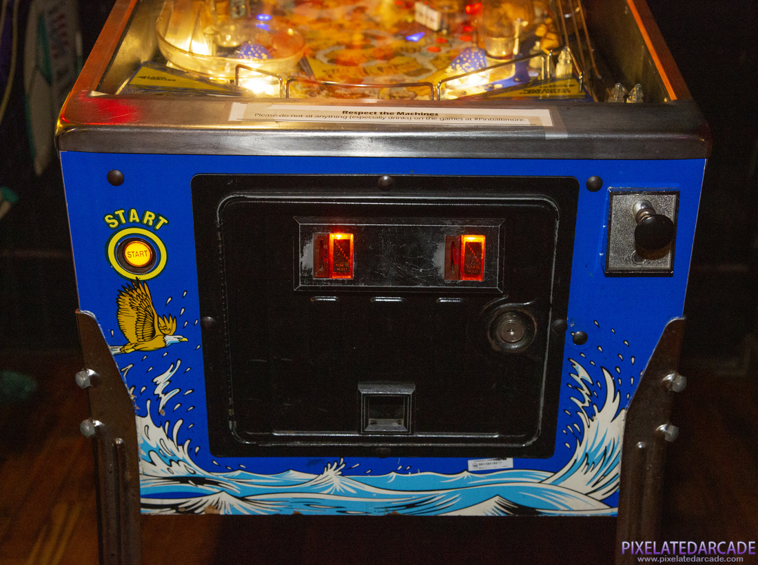 White Water Photo: White Water pinball cabinet - Front