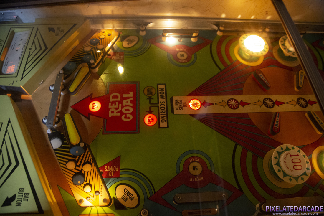 Challenger Photo: Challenger pinball cabinet - Red player goal
