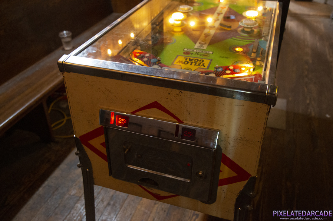 Challenger Photo: Challenger pinball cabinet - Coin door