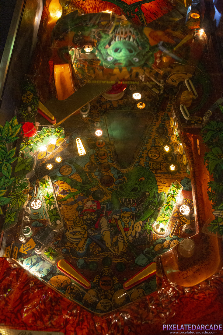 Escape From the Lost World Photo: Escape From the Lost World pinball cabinet - Playfield