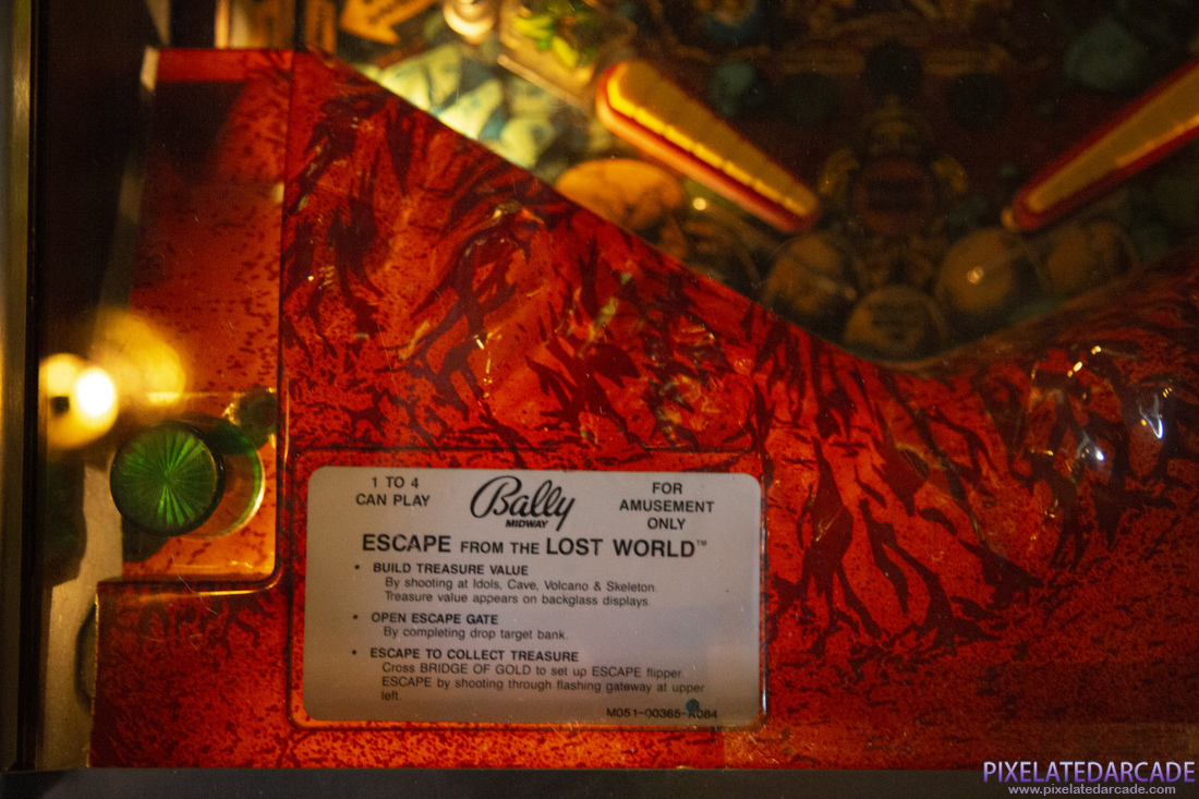 Escape From the Lost World Photo: Escape From the Lost World pinball cabinet - Instruction card