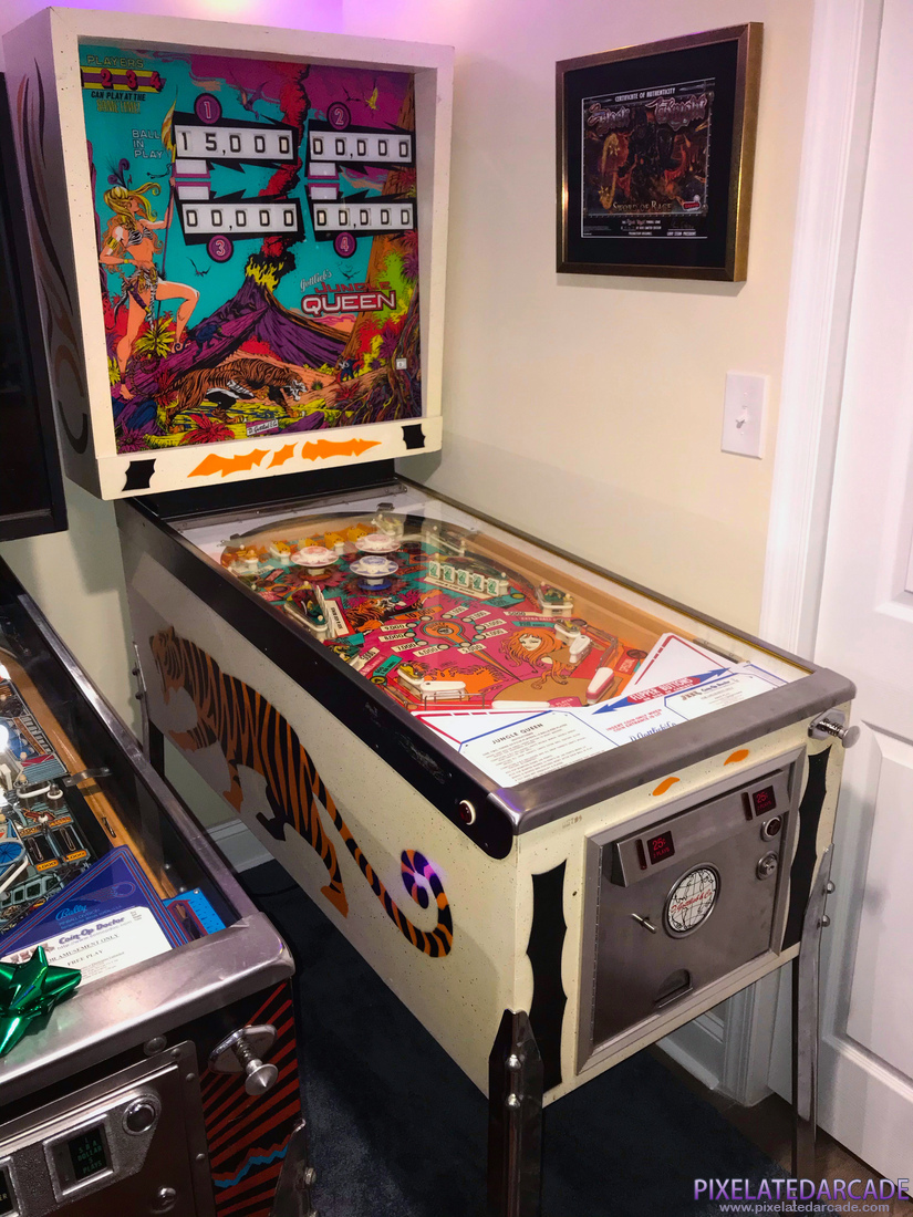 Jungle Queen Photo: Jungle Queen pinball cabinet