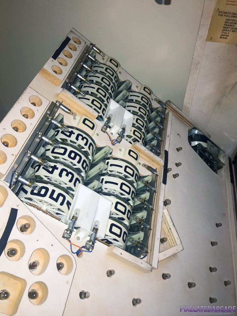 Jungle Queen Photo: Jungle Queen pinball cabinet - Backbox in service position