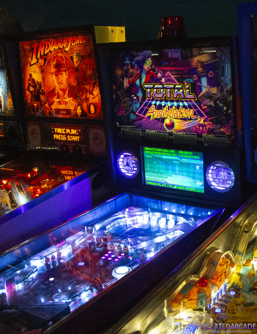 Total Nuclear Annihilation Photo: Total Nuclear Annihilation pinball cabinet