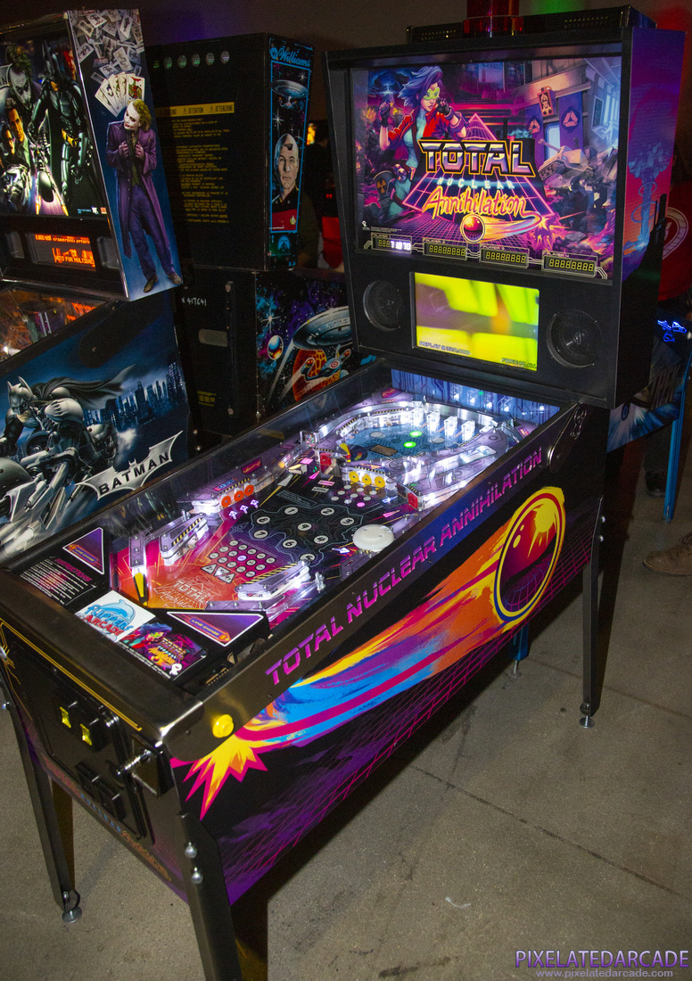 Total Nuclear Annihilation Photo: Total Nuclear Annihilation pinball cabinet