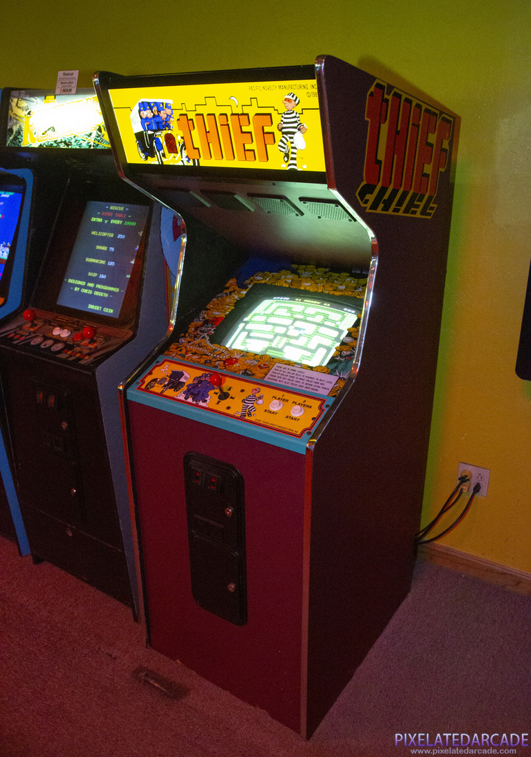 Thief Photo: Thief arcade cabinet