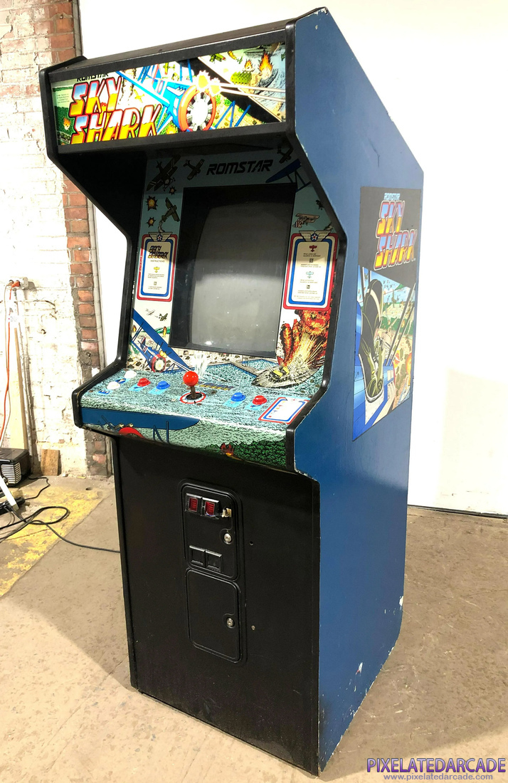 Sky Shark Photo: Sky Shark in Atari cabinet