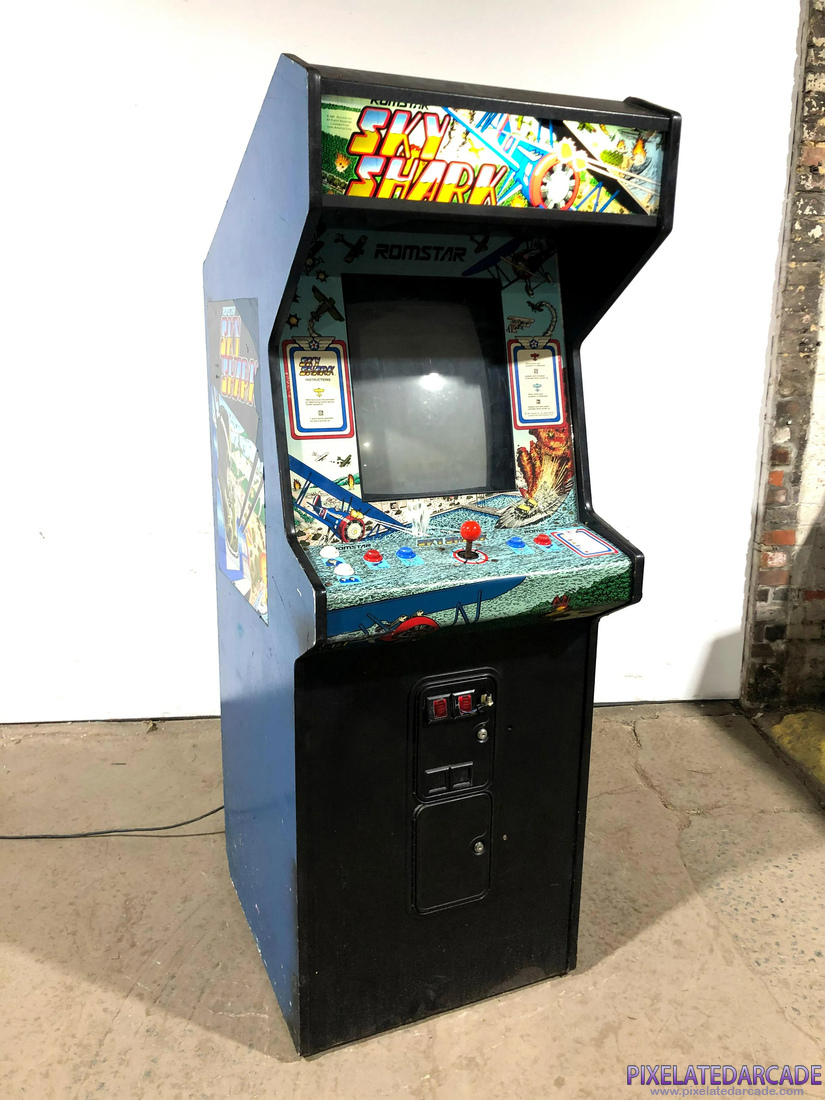 Sky Shark Photo: Sky Shark in Atari cabinet