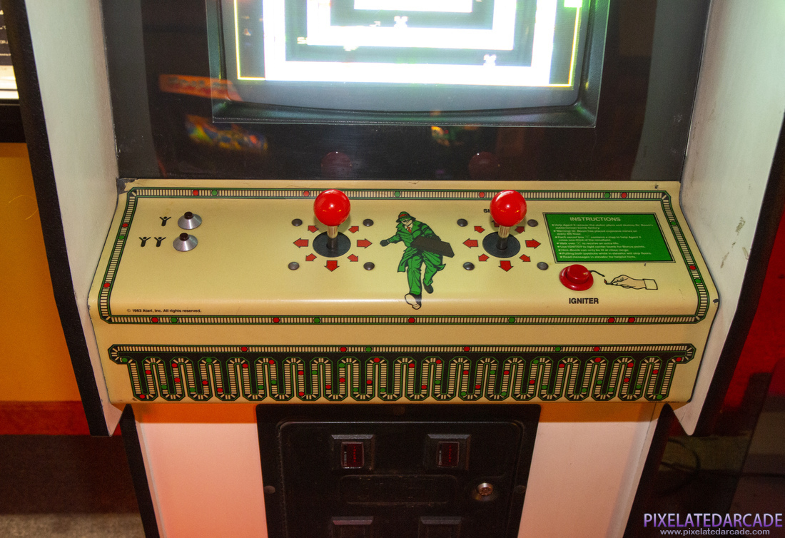 Cloak & Dagger Photo: Cloak & Dagger in Stargate cabinet - Controls
