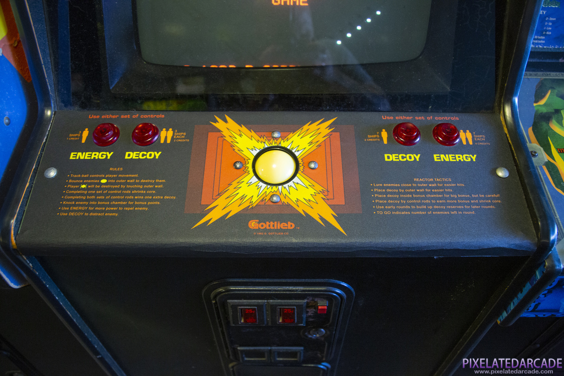 Reactor Photo: Reactor arcade cabinet - Controls