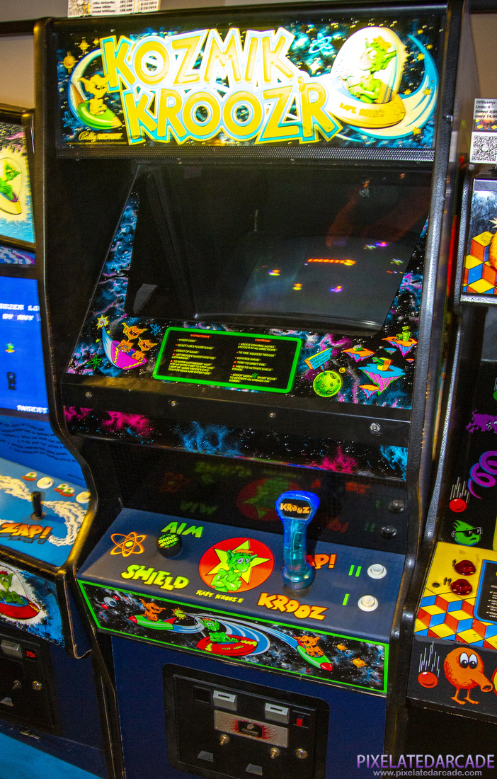 Kozmik Krooz'r Photo: Kozmik Krooz'r arcade cabinet