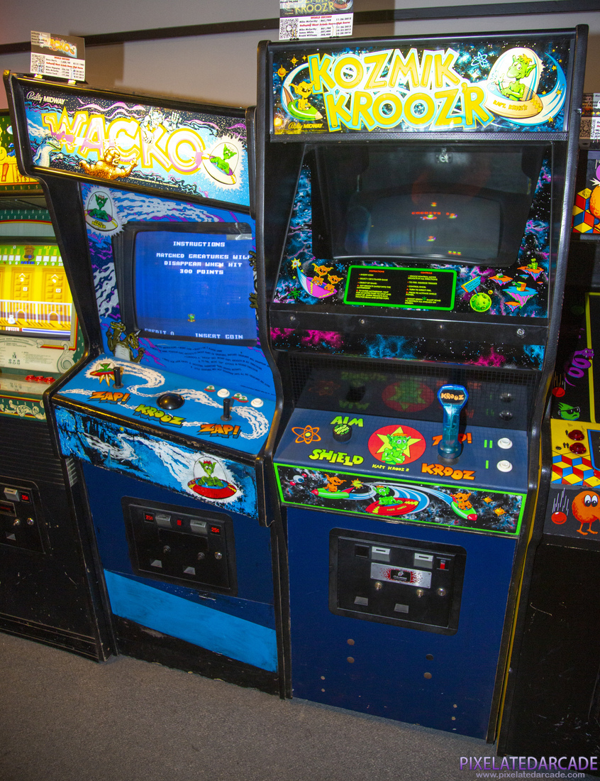 Kozmik Krooz'r Photo: Kozmik Krooz'r arcade cabinet