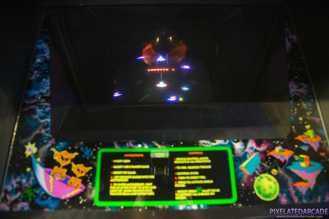 Kozmik Krooz'r Photo: Kozmik Krooz'r arcade cabinet - Monitor