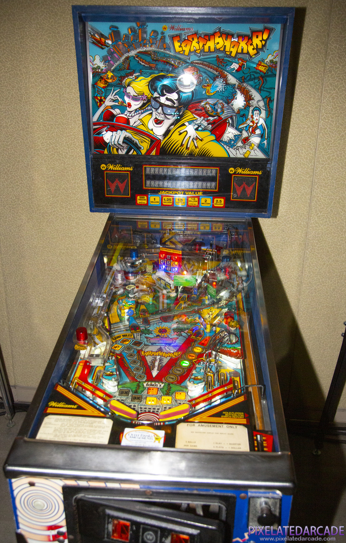 Earthshaker! Photo: Earthshaker! pinball cabinet