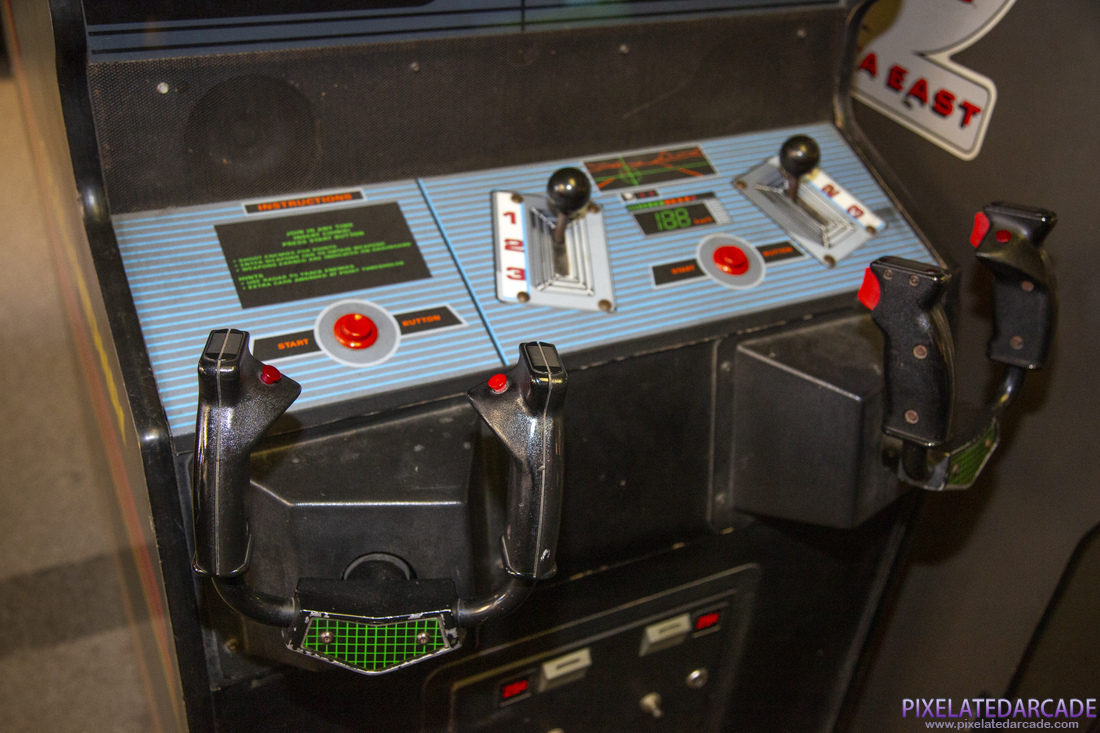 Spy Hunter II Photo: Spy Hunter II arcade cabinet - Controls