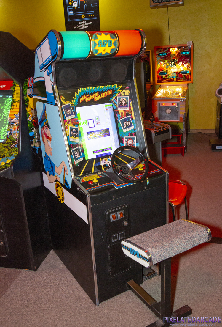 APB Photo: APB arcade cabinet