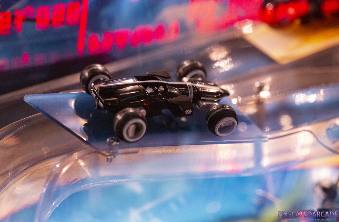 TRON: Legacy Photo: TRON: Legacy pinball cabinet - Playfield detail
