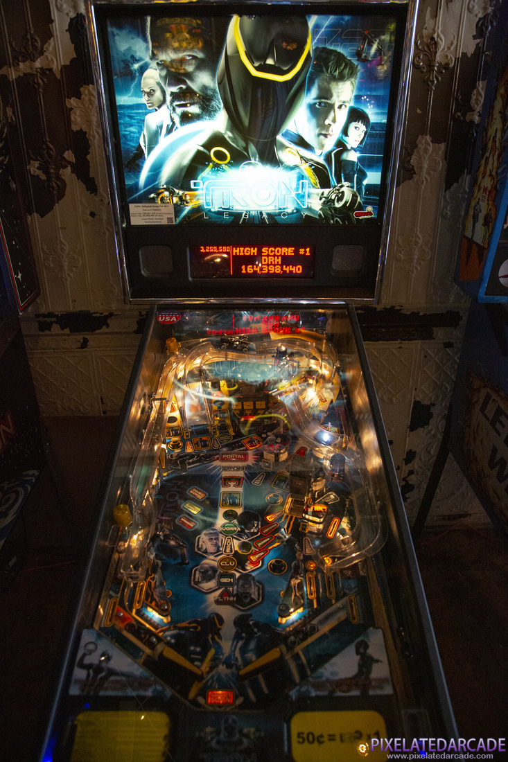 TRON: Legacy Photo: TRON: Legacy pinball cabinet