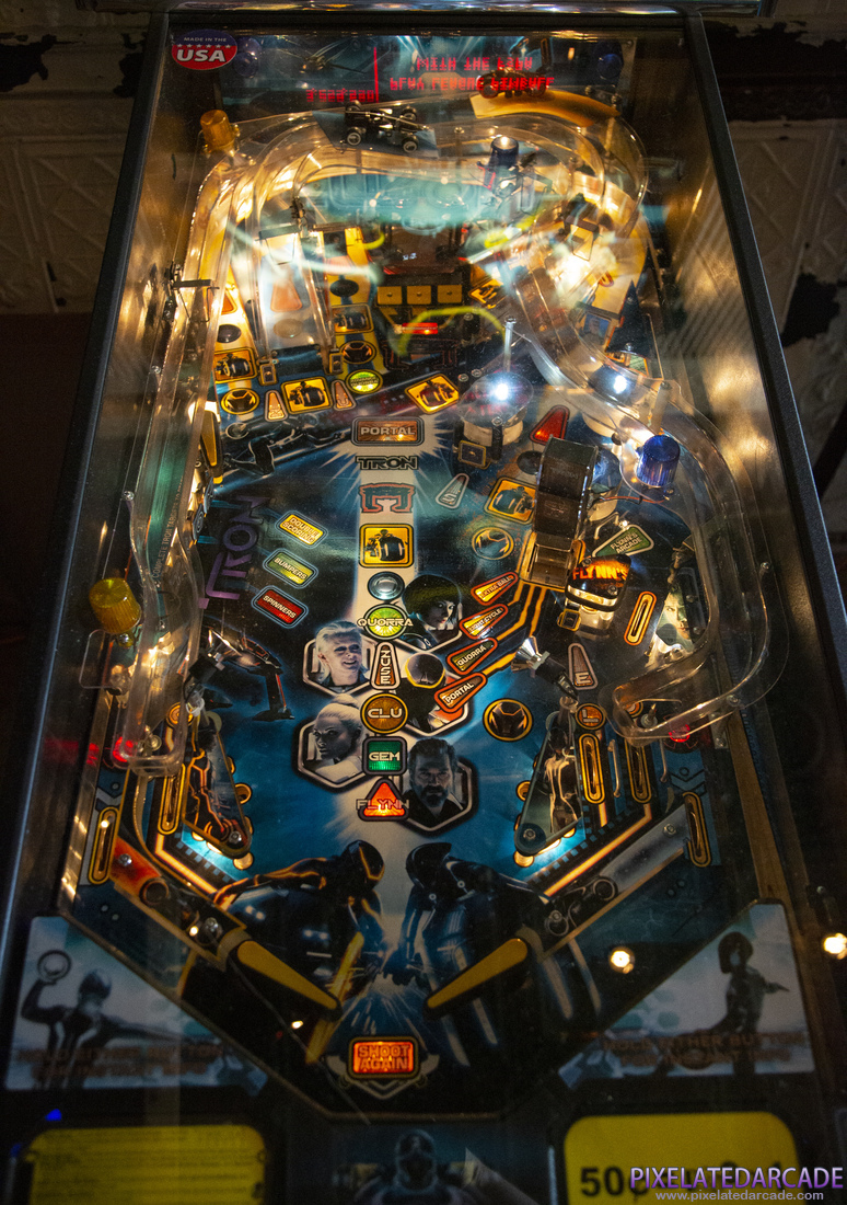 TRON: Legacy Photo: TRON: Legacy pinball cabinet - Playfield