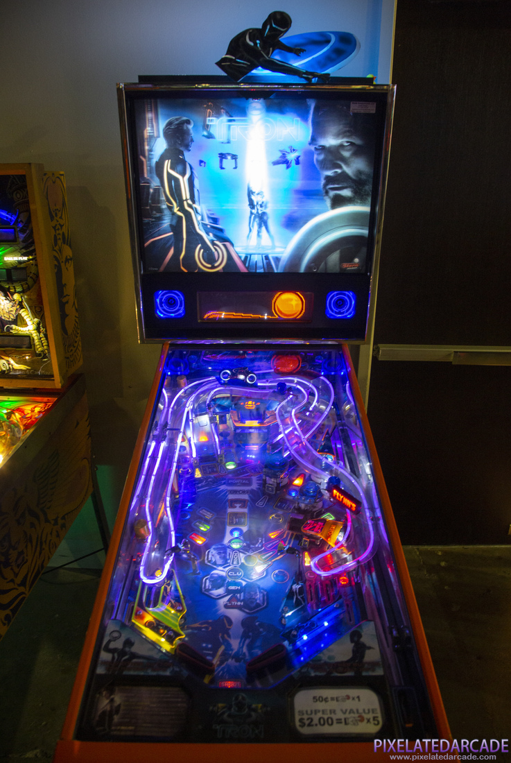 TRON: Legacy Photo: TRON: Legacy pinball cabinet