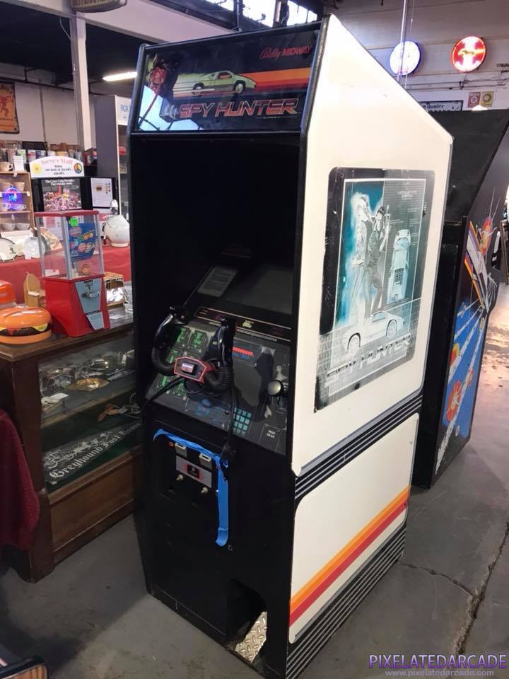 Spy Hunter Photo: Spy Hunter arcade cabinet