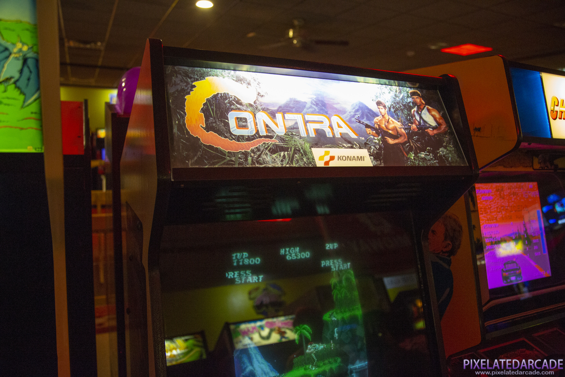 Contra Photo: Contra arcade cabinet - Marquee