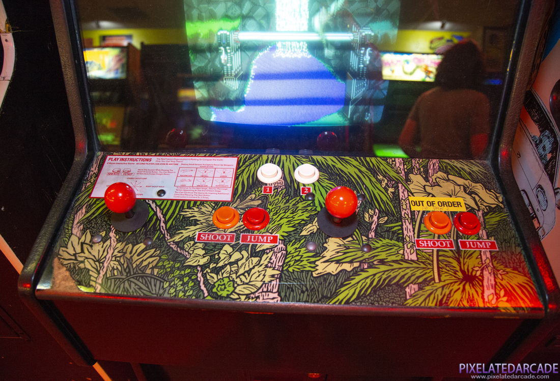 Contra Photo: Contra arcade cabinet - Controls