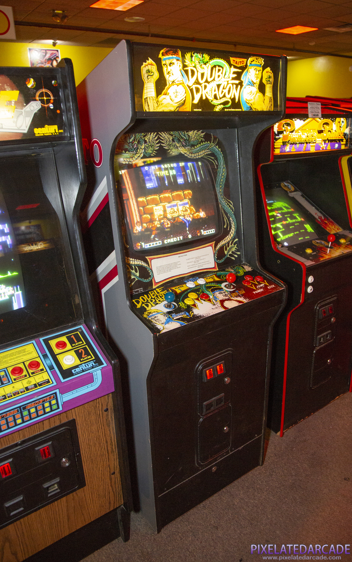 Double Dragon Photo: Double Dragon arcade cabinet
