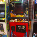 Deluxe Space Invaders arcade cabinet - Front