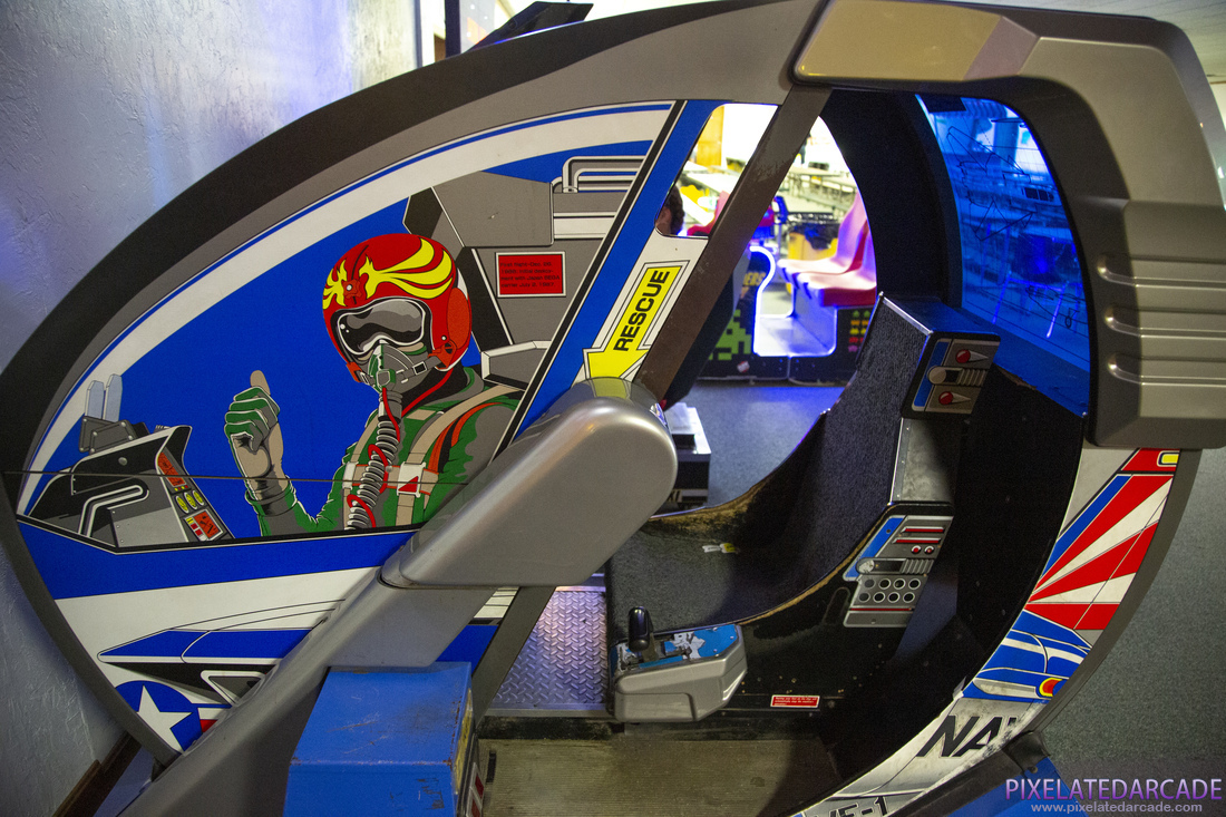 After Burner II Photo: After Burner motion cabinet - Side