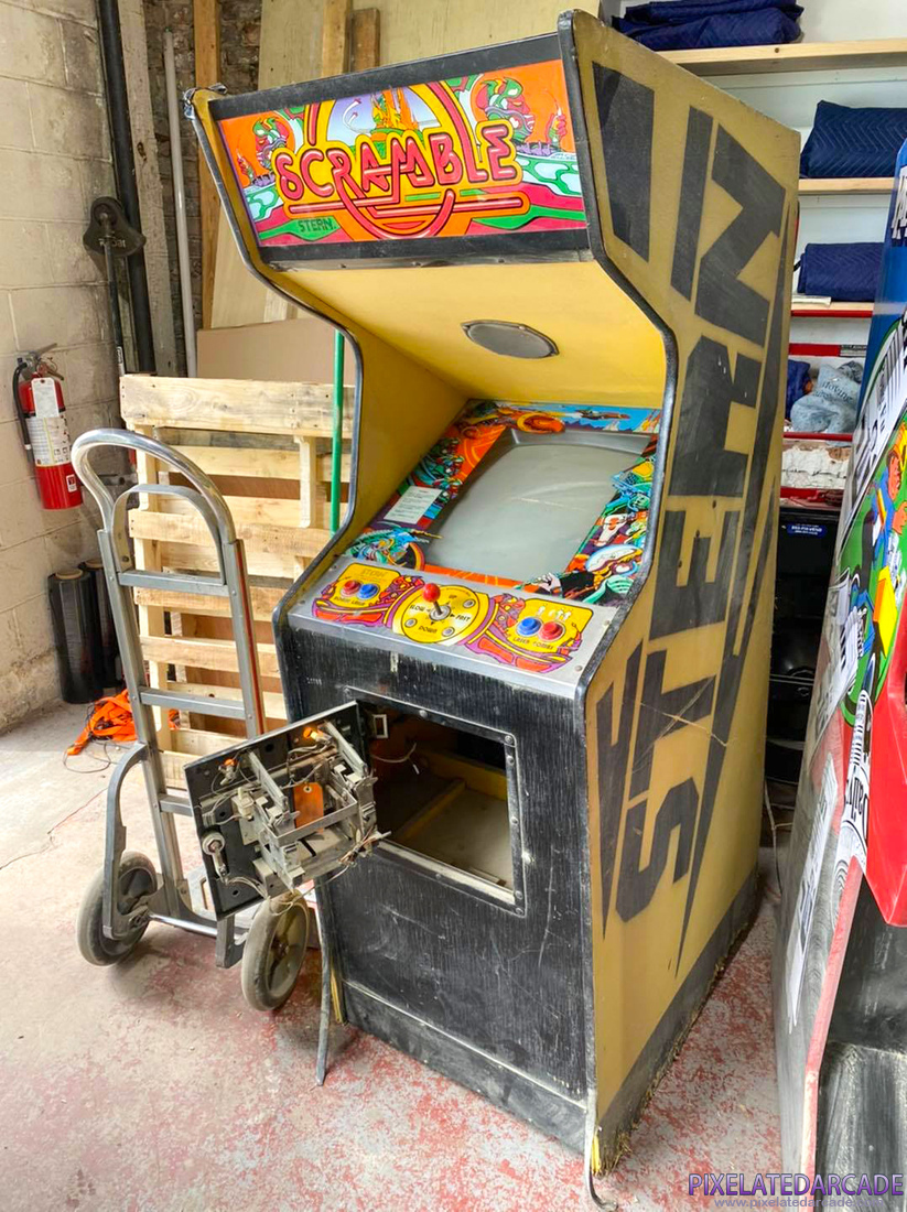 Scramble Photo: Scramble arcade cabinet