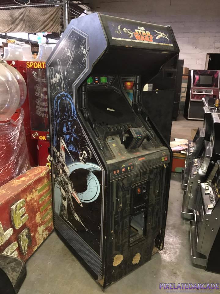 Star Wars Photo: Star Wars arcade cabinet