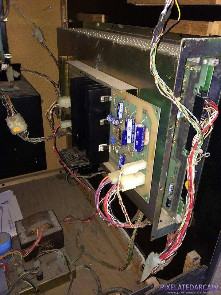 Star Wars Photo: Star Wars arcade cabinet - Interior