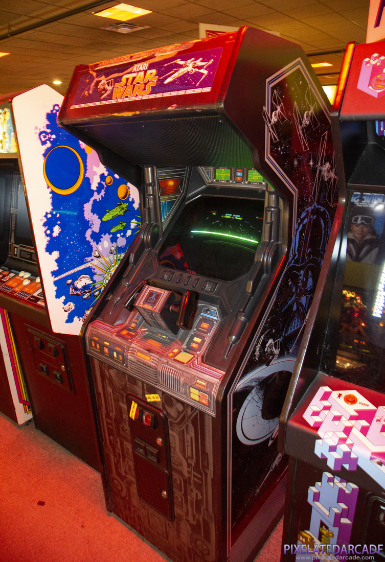 Star Wars Photo: Star Wars arcade cabinet