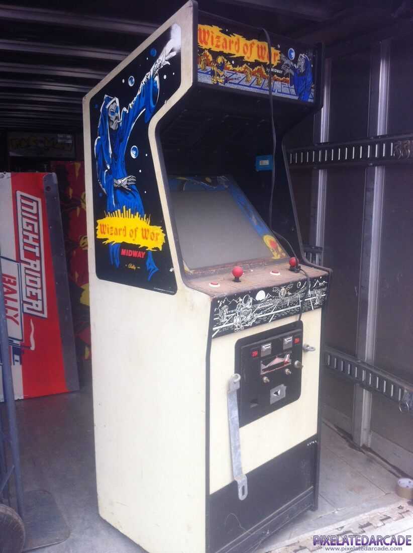 Wizard of Wor Photo: Wizard of Wor arcade cabinet