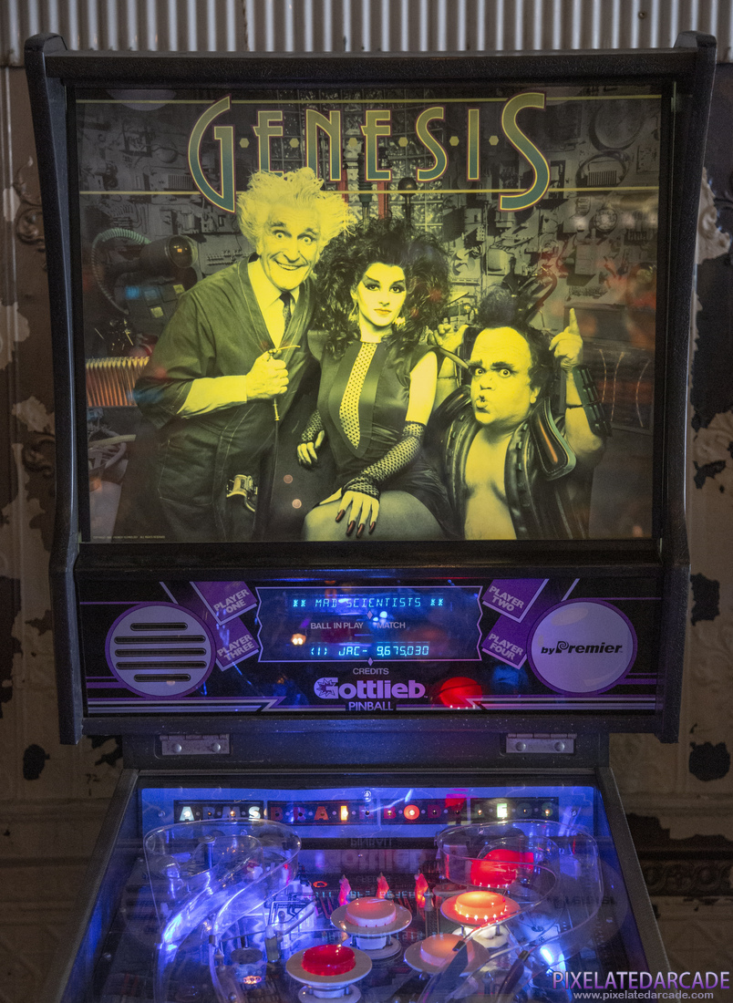 Genesis Photo: Genesis pinball cabinet - Backbox